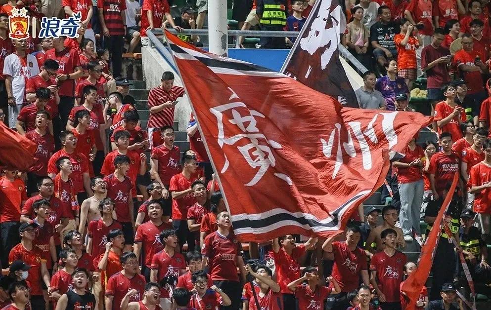 包含强强碰撞：广东对阵广州，胜负悬念的词条